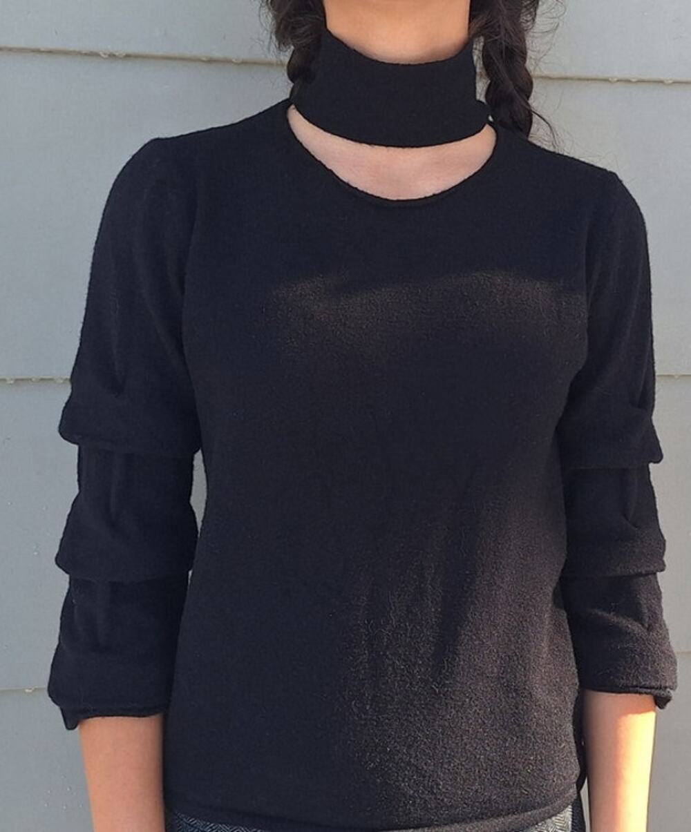 GIGI MODA Italy Chocker Cut out Collar Black Sweater S Whimsy Goth Stretch